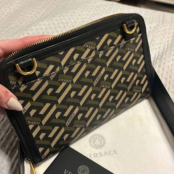 Authentic Versace clutch - Picture 3 of 3